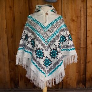Kamba 100% Wool Aztec Design Hooded Poncho OS